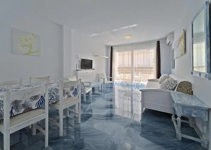 All Suite Ibiza Aparthotel